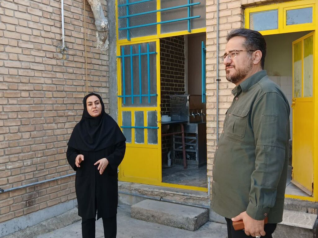 1284897-1 بازدید از مرکز گیلانغرب در ایام تعطیلات نوروزی