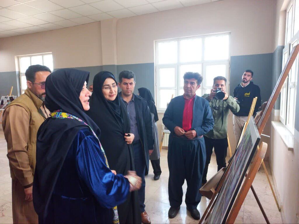 1284902-1 بازدید معاون صنایع دستی وزارت میراث فرهنگی، از مرکز روانسر