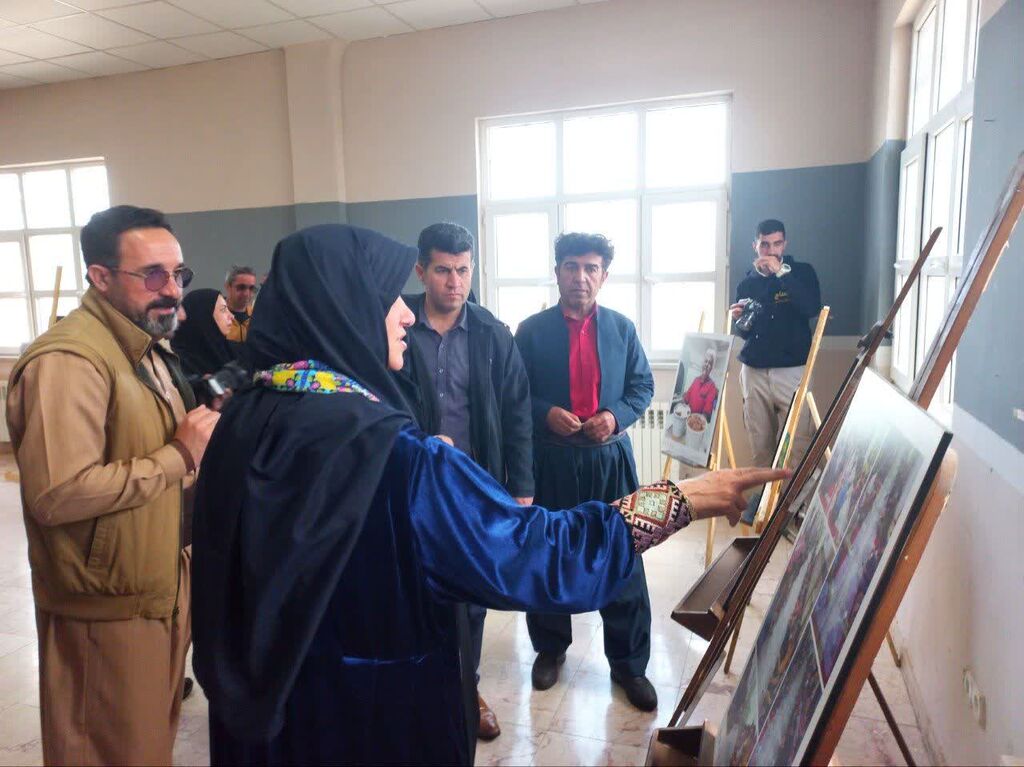 1284904-1 بازدید معاون صنایع دستی وزارت میراث فرهنگی، از مرکز روانسر