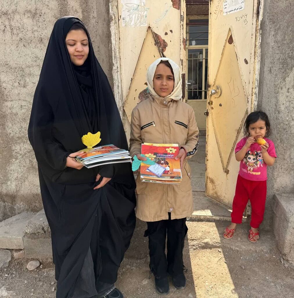 1285054-2 پیوند بهاری کودکان و نوجوانان با کتاب