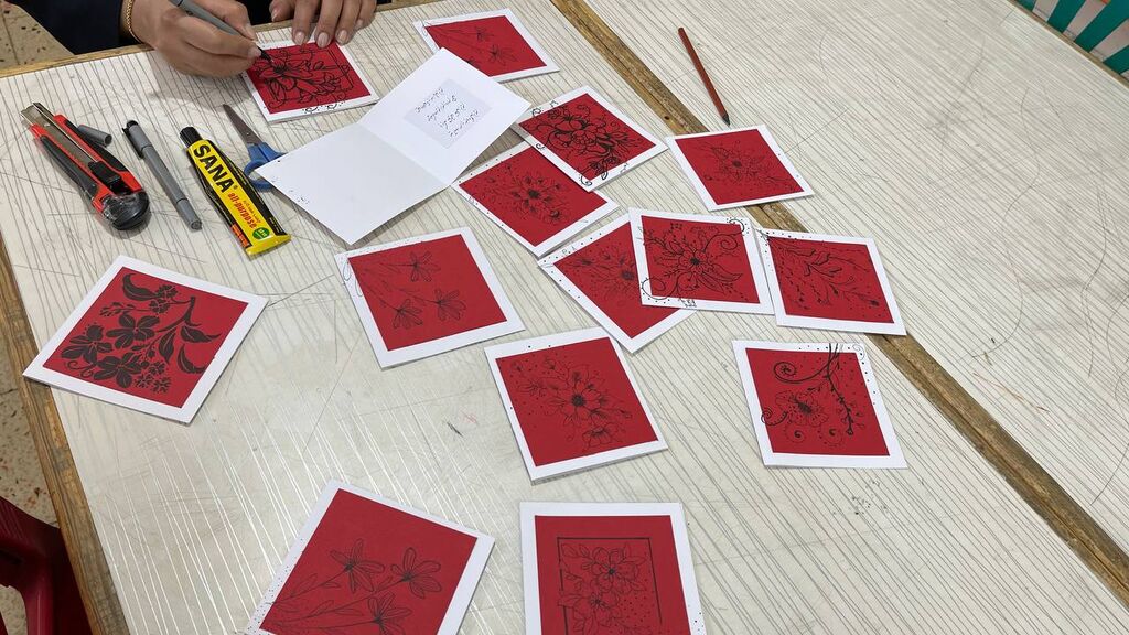 تهیه و ارسال کارت پستال برای اعضای کارگاه‌های ادبی