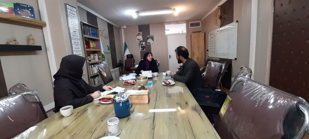 1285267 کارگاههای ادبی مشترک بین کانون و بنیاد حفظ آثار برگزار میشود