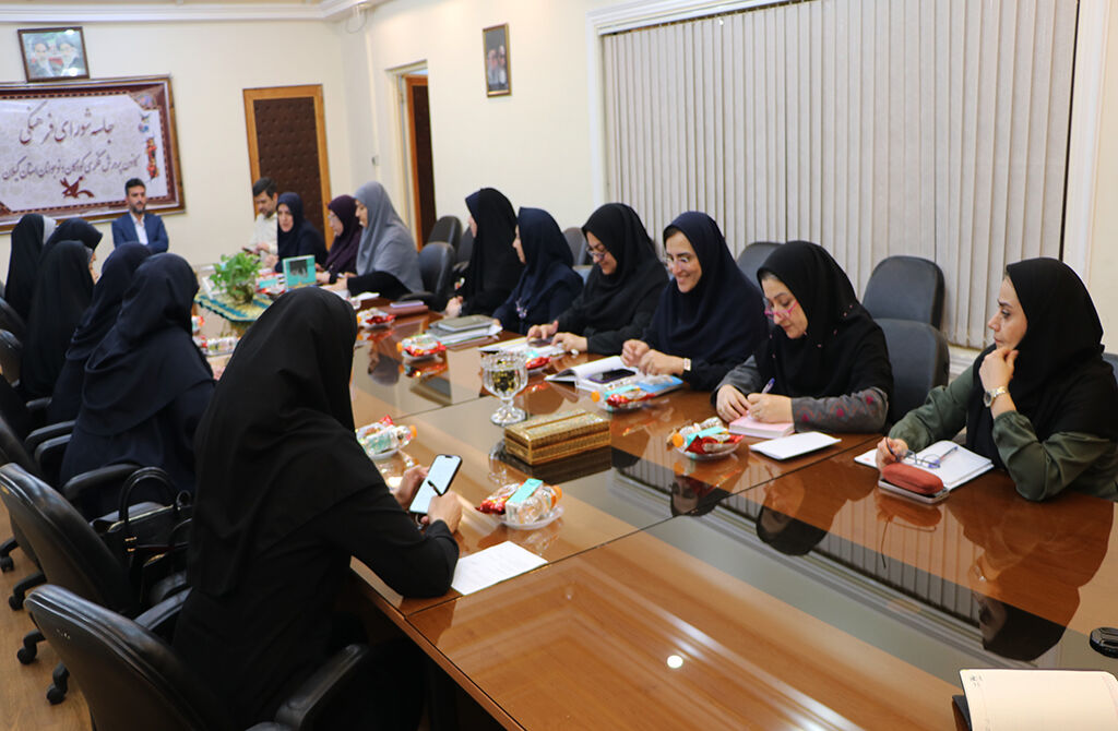 1285273 لزوم فرهنگسازی در سایه همافزایی و برنامهریزی/ سرمایهگذاری فرهنگی در اولویت باشد