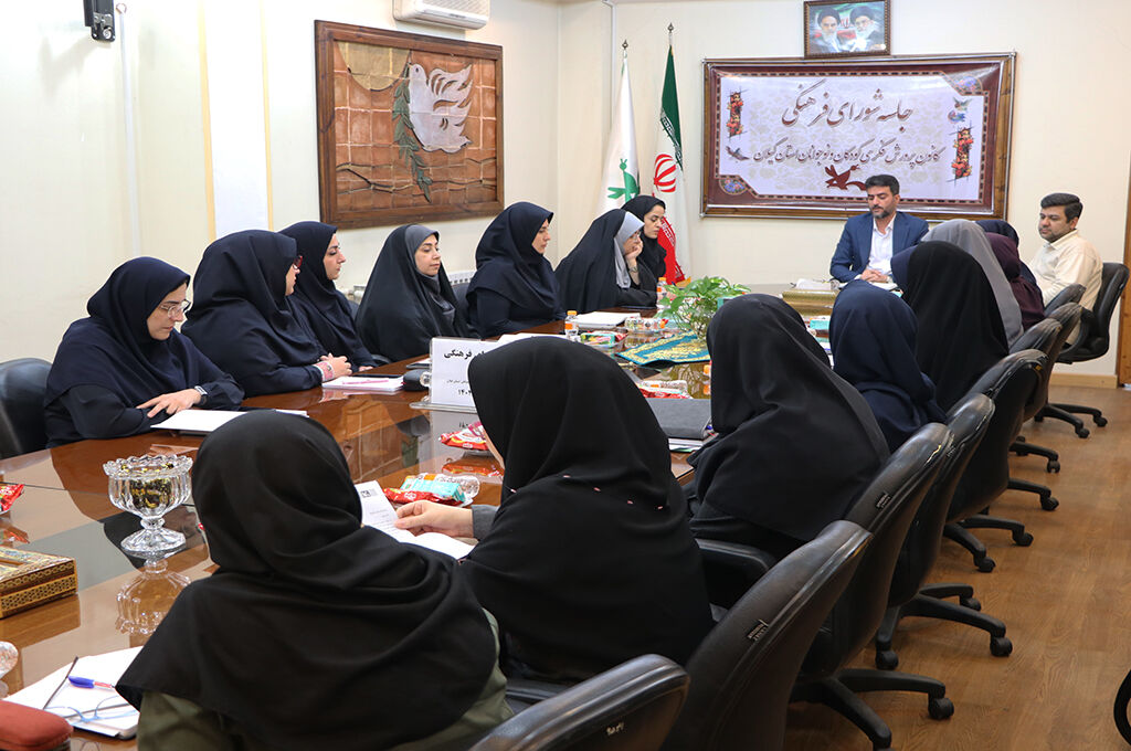 1285275 لزوم فرهنگسازی در سایه همافزایی و برنامهریزی/ سرمایهگذاری فرهنگی در اولویت باشد