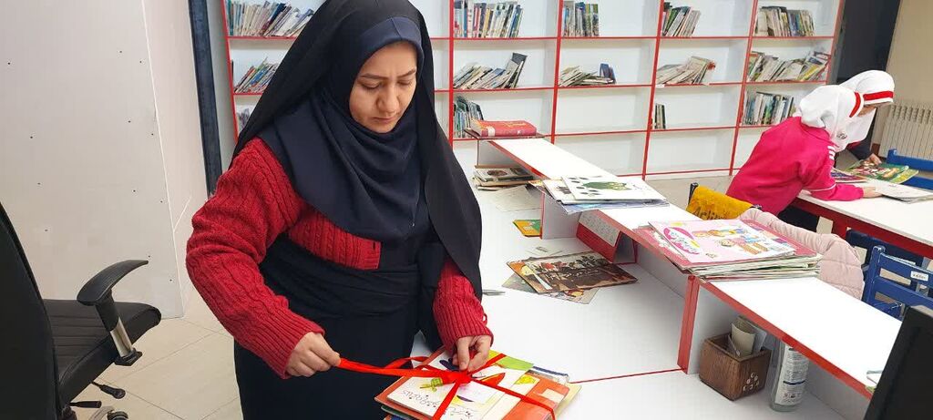 ثبت بیش از ۹ هزار و پانصد جلد در طرح نوروزی امانت کتاب در زنجان