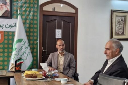 آدم ساختن بهتر از شهر و دیار ساختن است