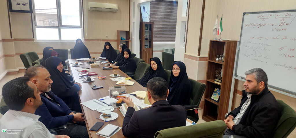 1285356 « رُشد » عنوان سال ۱۴۰۴ کانون استان قم شد