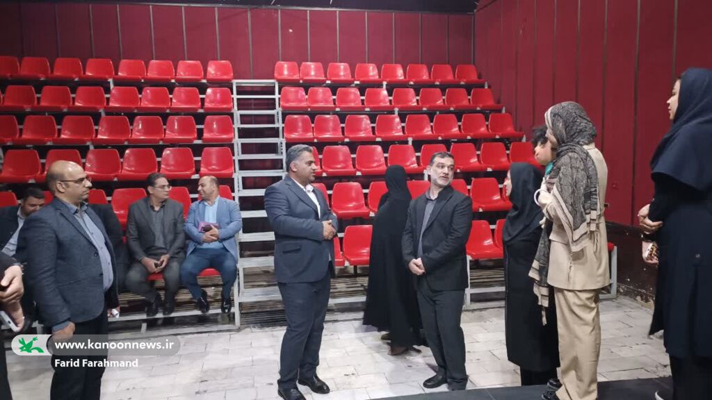 1285449 بازید معاون توسعه و مدیریت منابع و هیئت همراه از مراکز فرهنگیهنری زاهدان با تأکید بر خلاقیت در معرفی خدمات کانون