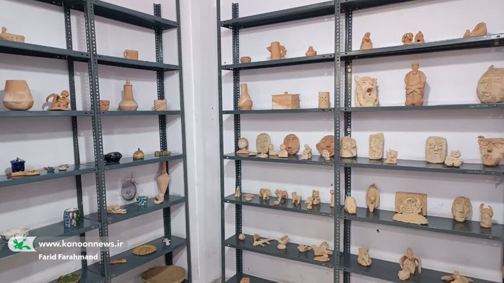 1285475-3 آیین احیا و بهره برداری مرکز تخصصی سفال کانون سیستان و بلوچستان برگزار شد