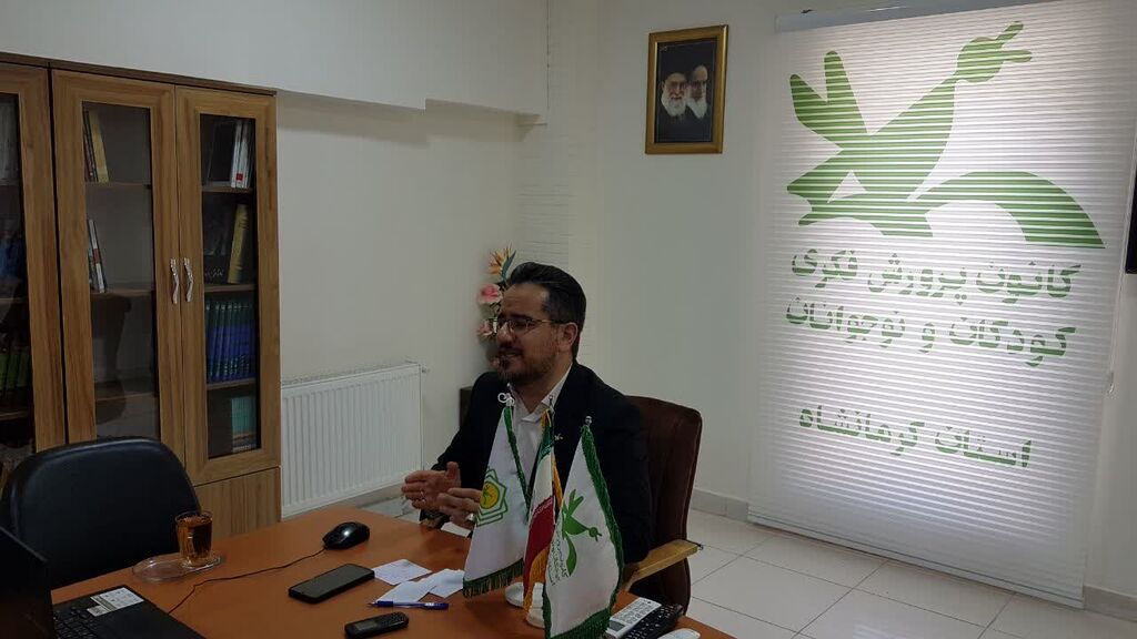 1285679 نشست کشوری مجازی مربیان کانون پرورش فکری برگزار شد