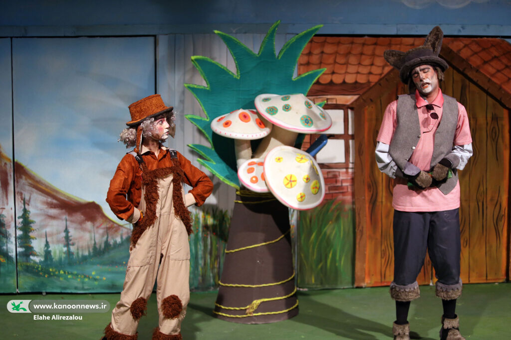 کانون پایگاه اصلی و مهم تئاتر است/ تقابل و تعارض، «ونوش و کوهستان» را جذاب کرده است