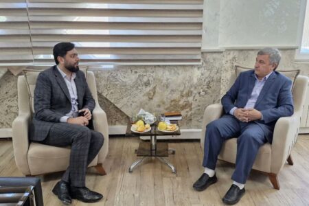 دیدار مدیر کل کانون پرورش فکری کودکان و نوجوانان استان قزوین با فرماندار تاکستان