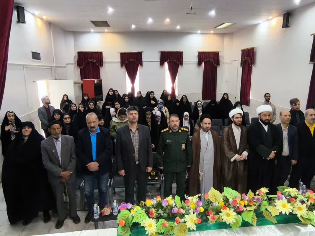 آیین رونمایی از کتاب «من دعا می‌کنم تو آمین بگو»