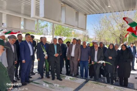 آیین اهدای نشان ملی مرحوم کربلایی کاظم ساروقی