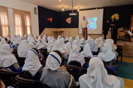 تکاپوی فروردینی در مراکز فرهنگی و هنری کانون استان قزوین