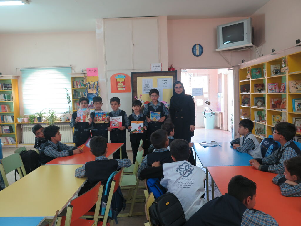 تکاپوی فروردینی در مراکز فرهنگی و هنری کانون استان قزوین