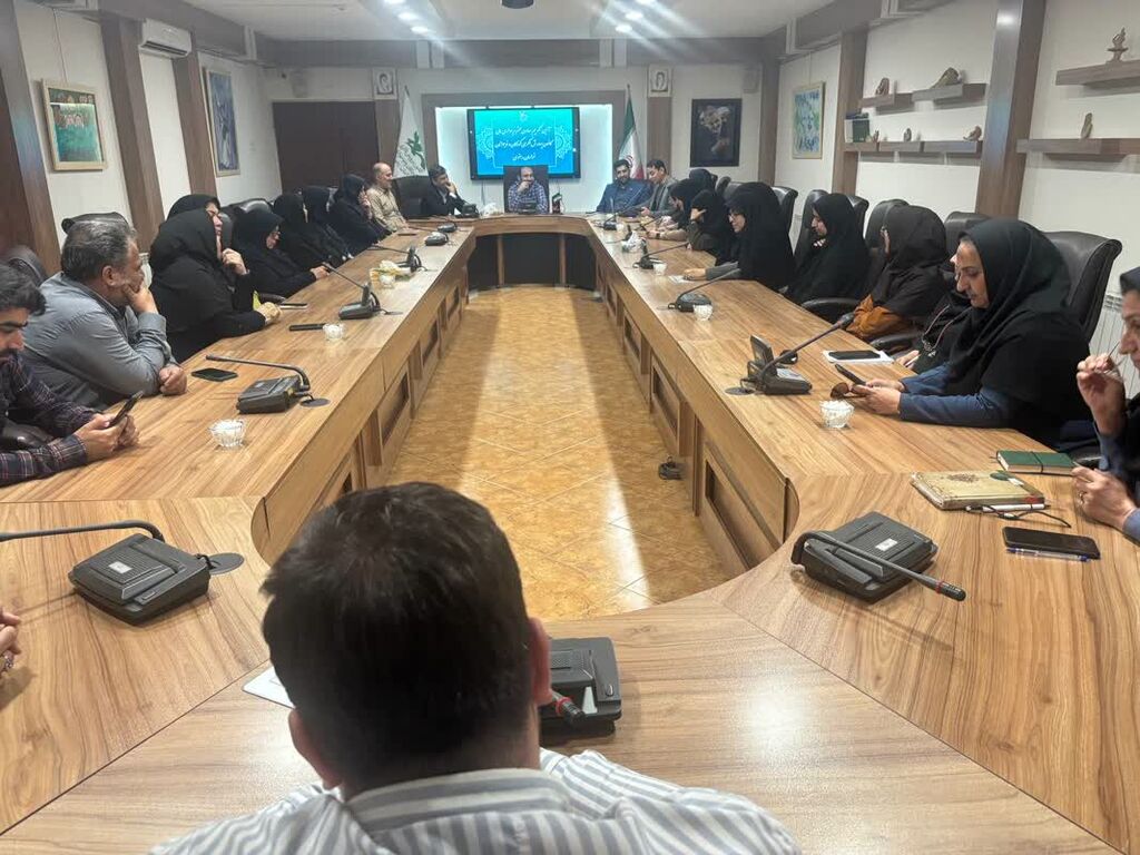 1286995 آیین تکریم معاون اداری، مالی کانون استان خراسان رضوی