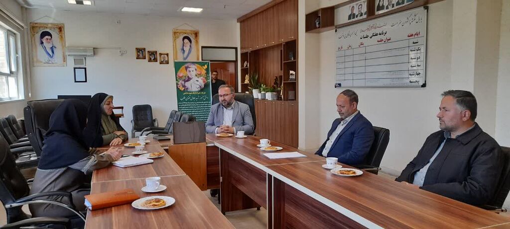 جلسه هماهنگی طرح نماد بین کانون و آموزش و پرورش ناحیه 2 برگزار شد