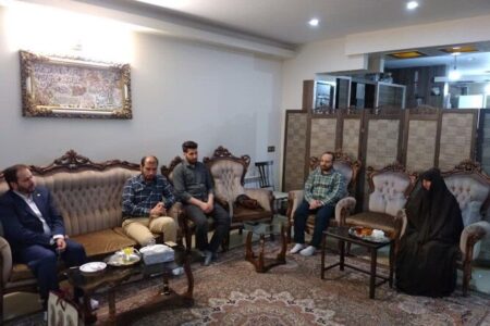 دیدار با خانواده شهید راه قدس سرلشگر پاسدار شهید محمدرضا زاهدی