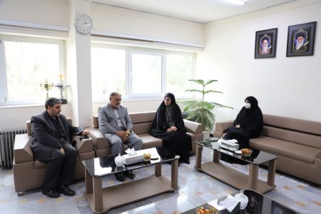 جلسه ی توسعه ی فعالیت های کانون با حضور مسئولان ارشد شهرستان خوی