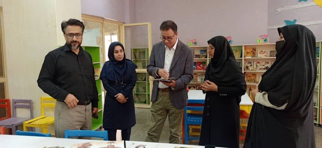 1288114-1 بازدید رییس سازمان مدیریت پسماند شهرداری بندرعباس از مجتمع فرهنگیهنری آفرینش کانون هرمزگان