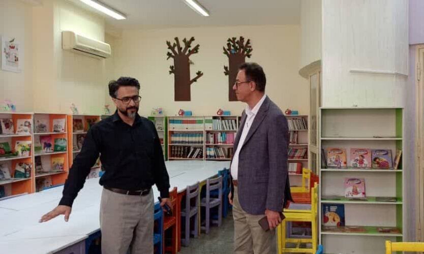 1288118-1 بازدید رییس سازمان مدیریت پسماند شهرداری بندرعباس از مجتمع فرهنگیهنری آفرینش کانون هرمزگان