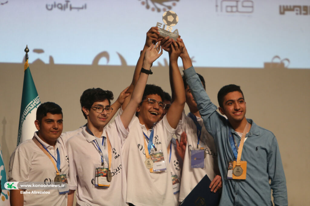 1288154-1 دوازدهمین مسابقات بینالمللی رباتیک و هوش مصنوعی فیراکاپ به پایان رسید