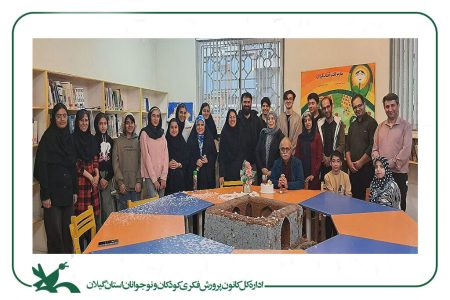 کانونی‌ها زادروز خالق «هستی» را جشن‌گرفتند/ تولد واژه‌ها؛ آیینی در نکوداشت فرهادحسن‌زاده