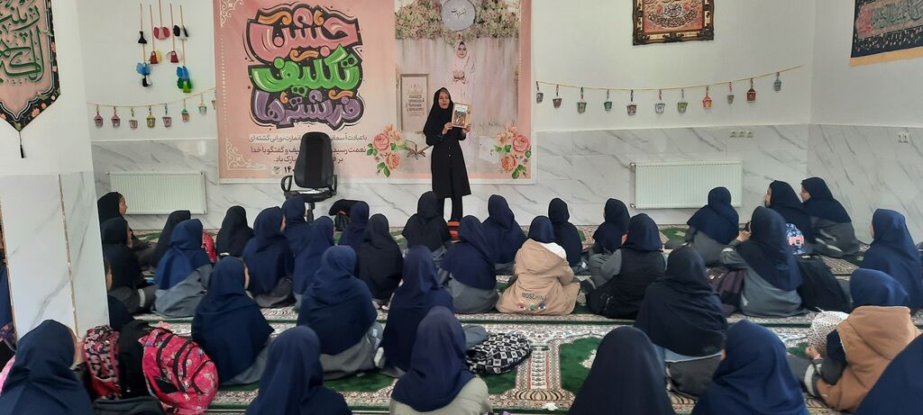 1288205-1 رونق بهاری در کانون استان قزوین