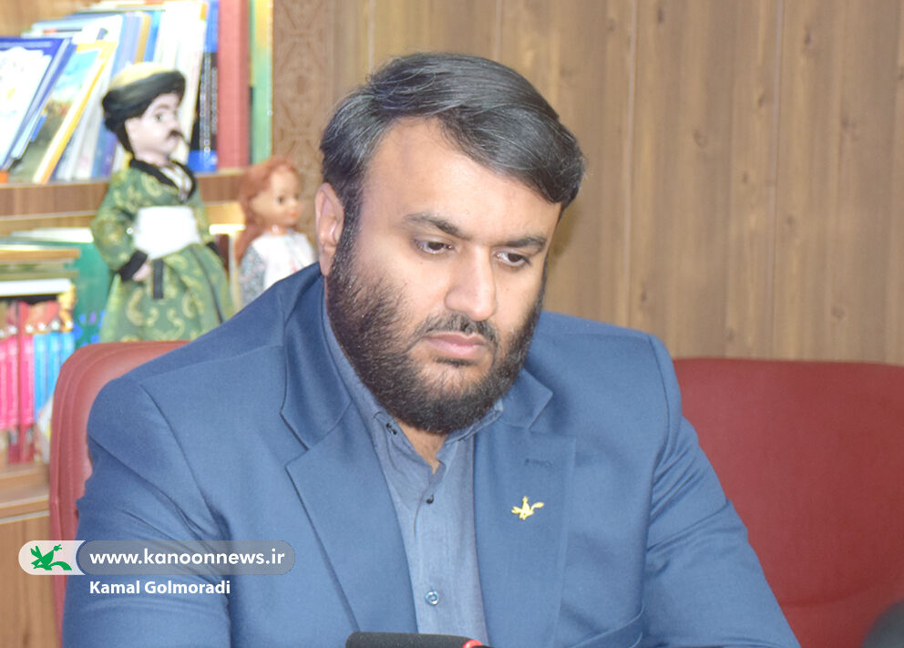 1288301-2 آینده روشن کانون زبان لرستان با تکیه بر ظرفیت زبانآموزان