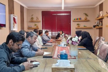 برگزاری جلسه شورای فرهنگی مربیان سیار و پستی همدان