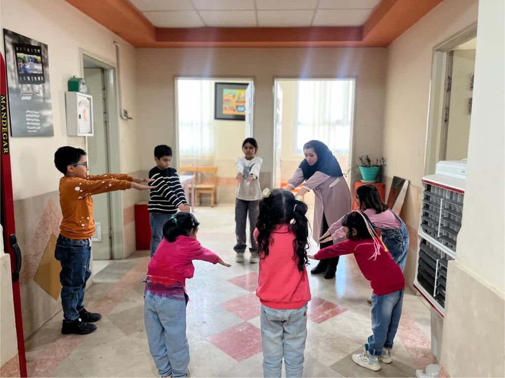 نونهالان مرکز فرهنگی شماره ۷ مشهد روز سعدی را گرامی داشتند