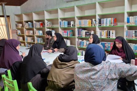 مربیان مراکز غرب کانون پرورش فکری مازندران با نجوم آشنا شدند