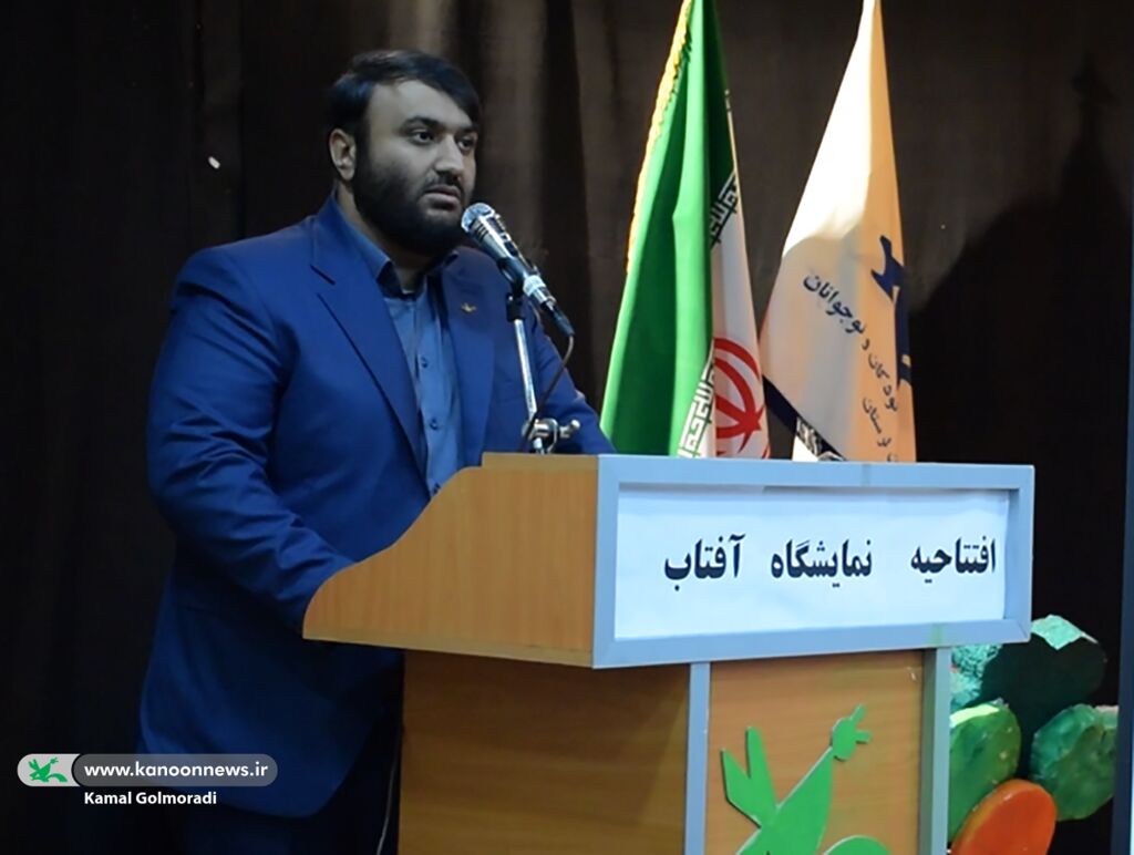 1288649-1 آفتاب طلوع کرد و نمایشگاه نوجوانان با نیازهای ویژه در خرمآباد گشایش یافت