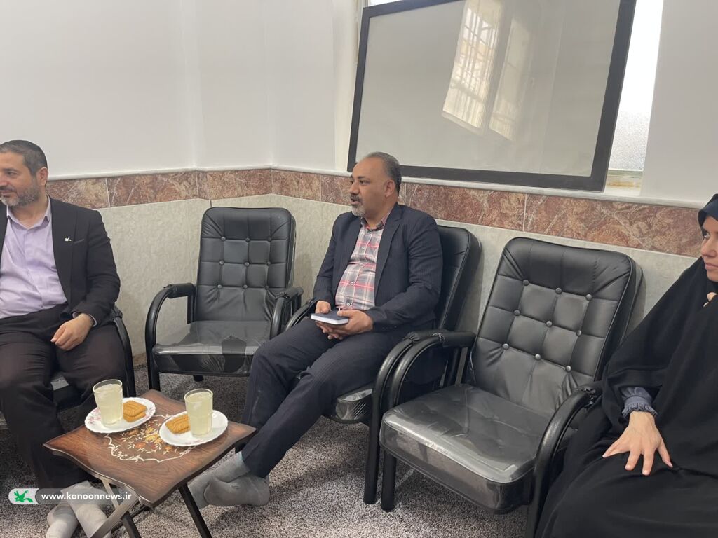 1288674-1 دیدار مدیر کل کانون استان قم با محمد منان رئیسی نماینده استان قم در مجلس