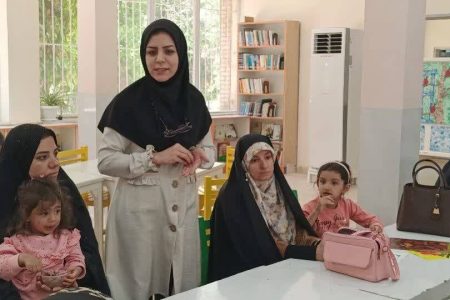 هم‌نشینی هنر و ادبیات در دورهمی «عطر بهارنارنج»