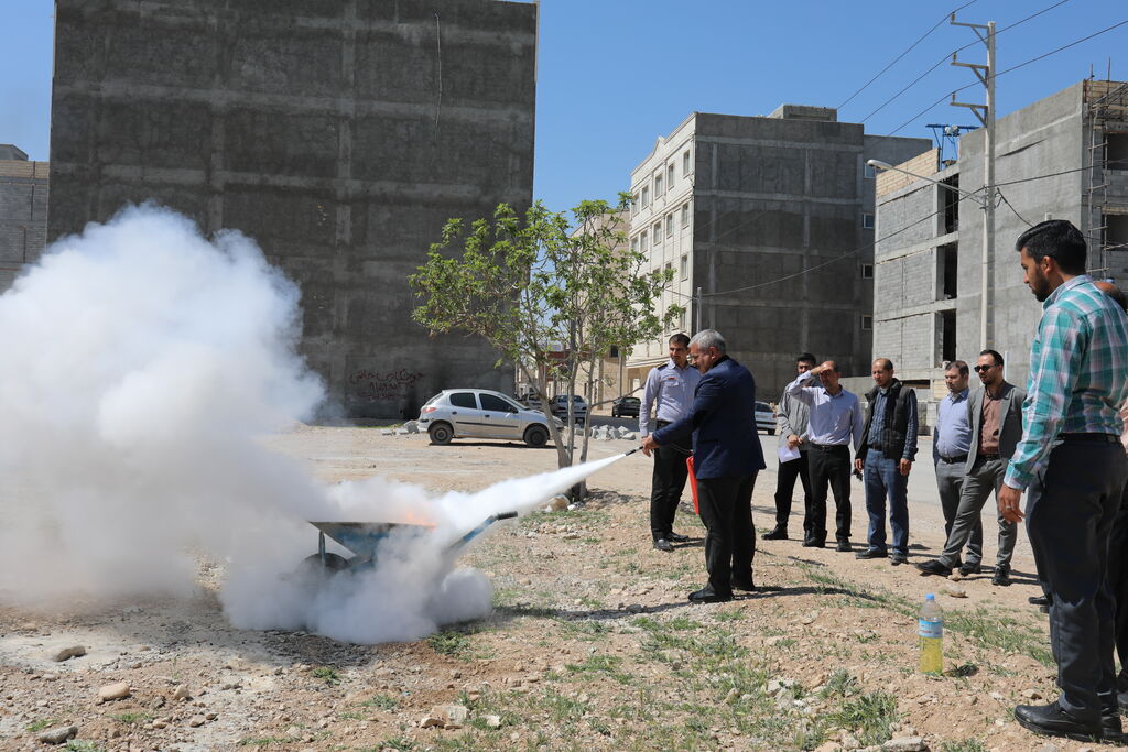 1289062-1 مراکز در راستای چشم انداز کانون حرکت کنند