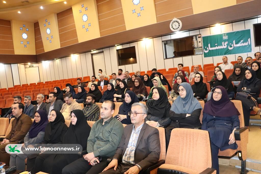 1289306-1 ۴سیاست اصلی کانون برای کارکنان گلستان تشریح شد