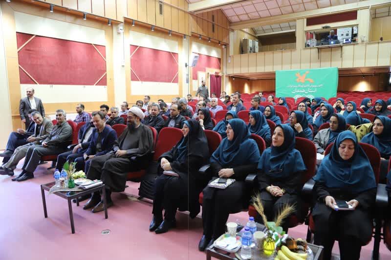 1289686-1 مربی استعدادساز نیست، استعدادپرور است