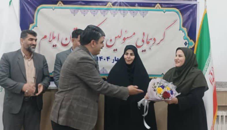 1289698-1 آیین نکوداشت وتقدیرازهمکاران بازنشسته کانون استان ایلام