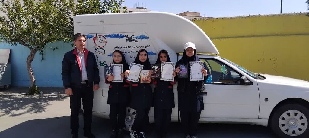 1289763-1 مراکز کانون البرز در روزهای آغازین اردیبهشت ماه ۱۴۰۴