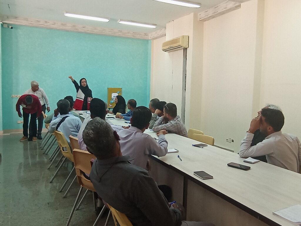 1289940-2 کارگاه آموزشی CPR در مجتمع آفرینش بندرعباس برگزارشد