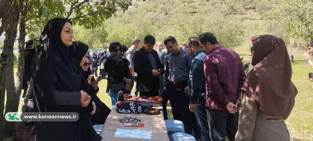 گرامی داشت روز زمین پاک در کانون لرستان گرامی داشت روز زمین پاک در کانون لرستان