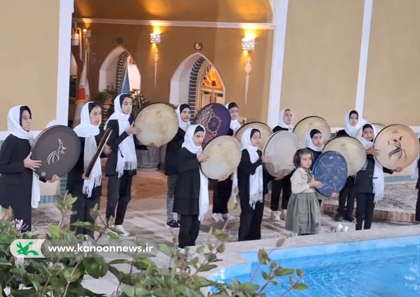 1290378-1 بزرگداشت روز سعدی برگزار شد