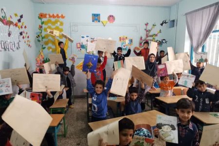 امانت بیش از پانزده هزار کتاب طی سال گذشته توسط کتابخانه پستی نیشابور