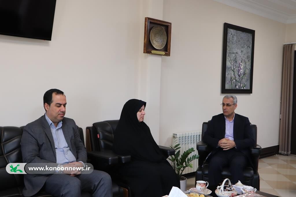 1290887-1 دیدار مدیرکل کانون با سرپرست ادارهکل فرهنگ و ارشاد اسلامی گلستان