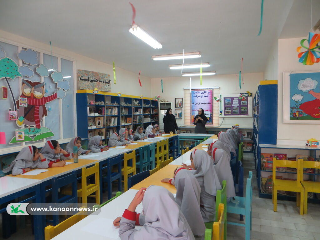 1290889-1 برگزاری ویژهبرنامه هفته سلامت در مرکز فرهنگی هنری کنگان