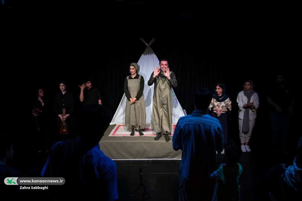 آموزش مدیریت استرس در نمایش «تاریکی»/ ضرورت کارآموزی نوجوانان در مرکز تئاتر کانون