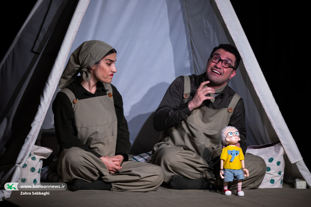 آموزش مدیریت استرس در نمایش «تاریکی»/ ضرورت کارآموزی نوجوانان در مرکز تئاتر کانون