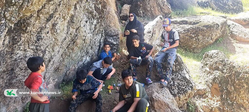 1291221-1 کانون یاران مرکزشماره یک خرمآباد روزی به یادماندنی در هفت چشمه رقم زدند